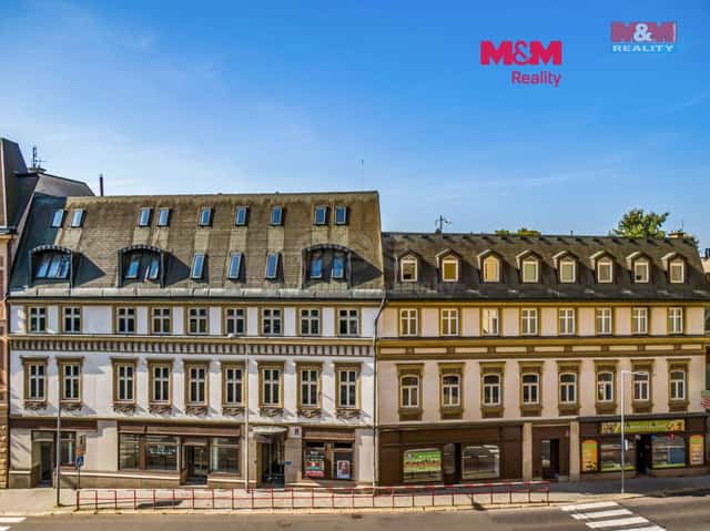 Pronájem komerčního prostoru v Jablonci n. N., Anenské nám., Anenské náměstí, Jablonec nad Nisou