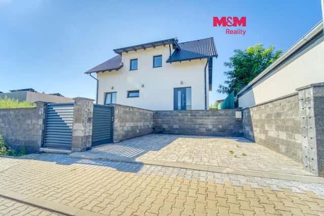 Prodej rodinného domu, 168 m, Vodochody, ul. Na Kopečku, Vodochody – Hoštice, okres Praha-východ