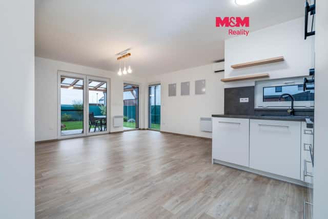 Rodinný dům 3+kk 102 m se zahradou, Rodov u Smiřic, Smiřice – Rodov, okres Hradec Králové