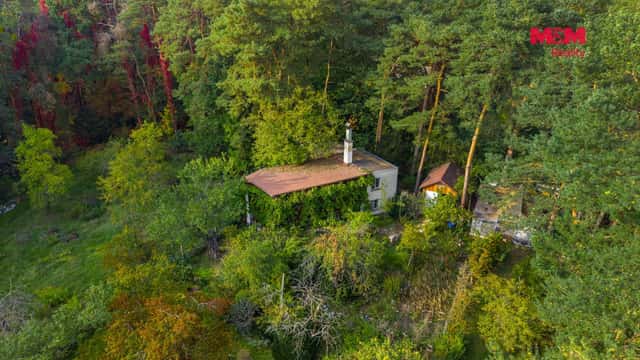 Prodej chaty se zahradou, Tišice - Kozly, Tišice – Kozly, okres Mělník