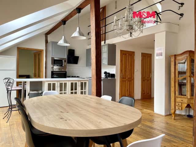 Pronájem atypického bytu, 170 m, Praha, ul. Pštrossova, Pštrossova, Praha 1 – Nové Město