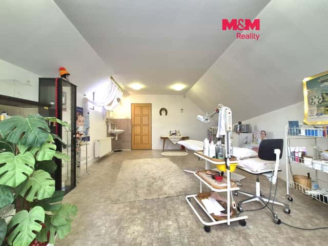 Pronájem obchod a služby, 39 m, Čelákovice, ul. Sedláčkova, Sedláčkova, Čelákovice, okres Praha-východ