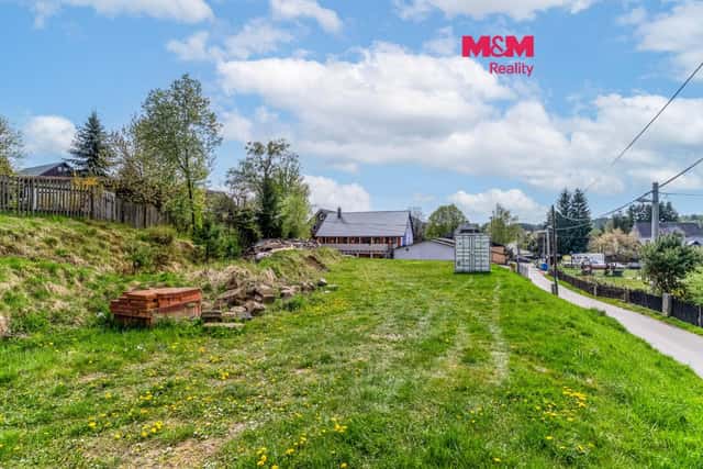 Prodej pozemku 1176 m2 k bydlení v Mařenicích, Mařenice, okres Česká Lípa