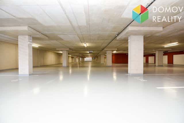 Pronájem garážového parkovacího stání, Beroun, Nepilova, Beroun – Beroun-Město