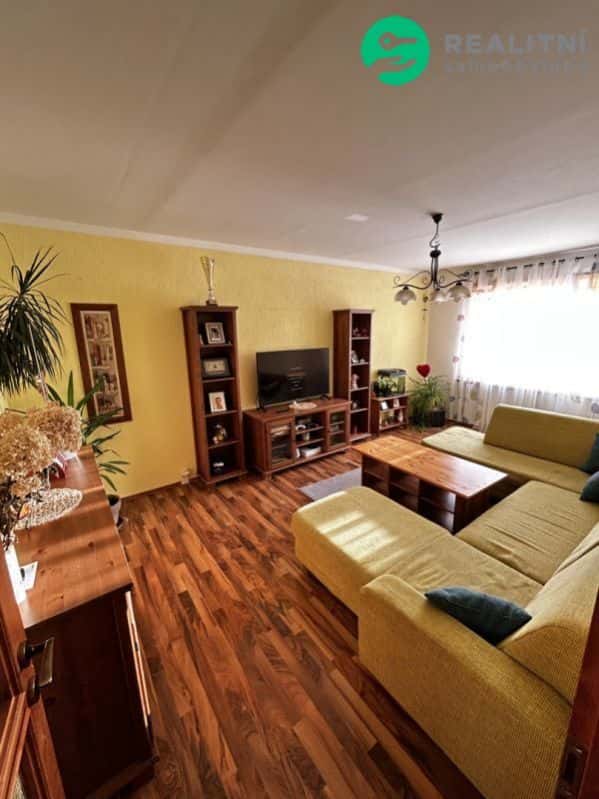 Prodej bytu 3+1 v Tachově 75 m, balkon, výtah, sklep, Želivskeho, Tachov – Malý Rapotín