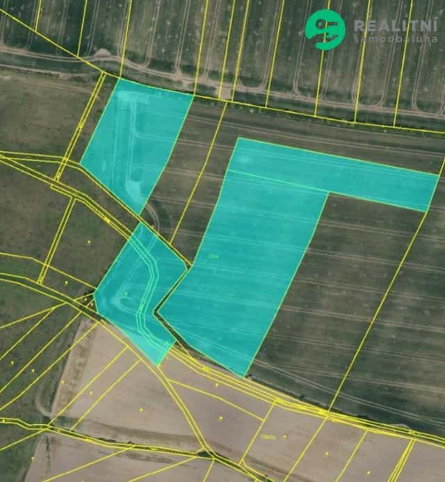 Prodej zemědělských pozemků k.ú. Komárov u Holic, Dolní Roveň – Komárov, okres Pardubice