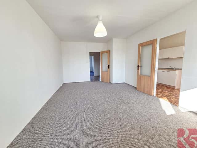 Pronájem 3+1 80m2 P4 Michle, ul. Ohradní, metro, tramvaj, lodžie, samostatné pokoje, Ohradní, Praha 4 – Michle
