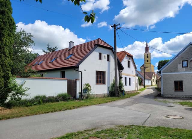 Prodej domu 3+1 s pozemkem 261 m2, Podfarská, Deštná, okres Jindřichův Hradec