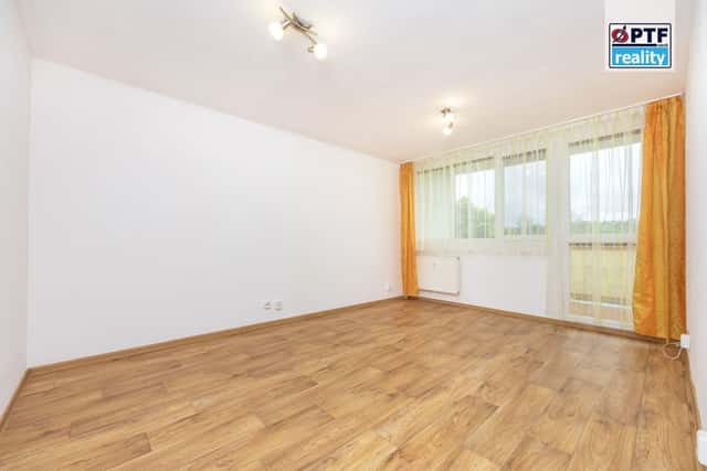Prodej zrekonstruovaného bytu 3+1 s lodžií, Domažlice - Hořejší Předměstí, Palackého, Domažlice – Hořejší Předměstí