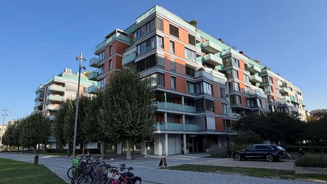 Pronájem, P-8, Karlín, mezonetový byt 3+KK, 133,6 m2, 2.-3.NP/8NP, v rezidenci River Diamond, Rohanské nábřeží, Praha 8 – Karlín
