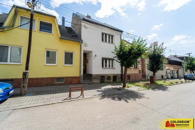Hodonín, RD 4+1, zahrada, sklep - rodinný dům, Hodonín