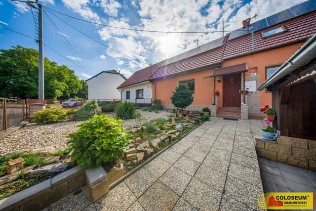 Deblín, RD 4+kk, 95 m, zahrada, vířivka, parkovací stání - rodinný dům, Deblín, okres Brno-venkov