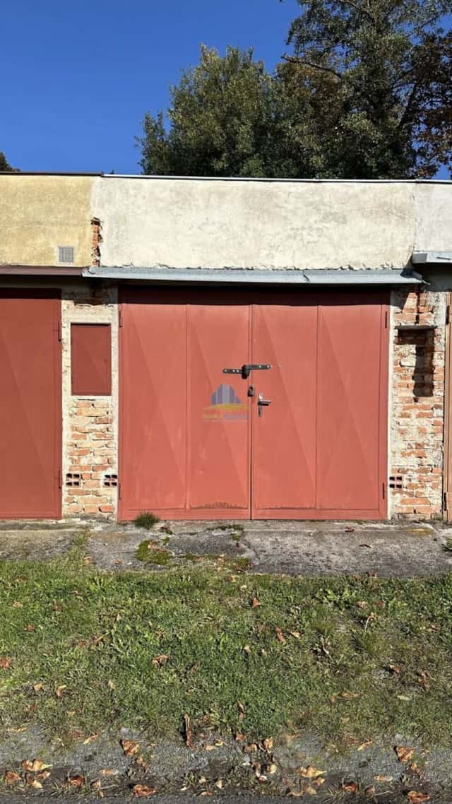 Zděná garáž ve Františkových Lázních- Horní Lomany na prodej, Budovatelská, Františkovy Lázně – Horní Lomany, okres Cheb