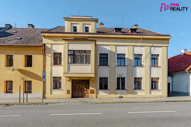 Nájemní dům Nové Město nad Metují centrum, Komenského, Nové Město nad Metují, okres Náchod