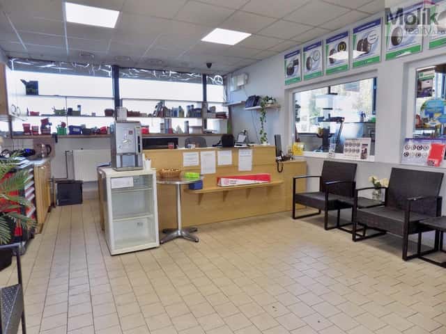 Prodej autoservisu, pneuservisu s celkovým pozemkem 1034 m2 v Teplicích, U pivovaru, Teplice