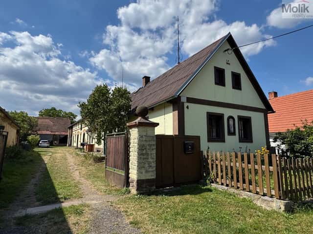 Velečín, prodej rodinného domu (rekreace), s celkovým pozemkem 921 m2, Velečín, okres Plzeň-sever