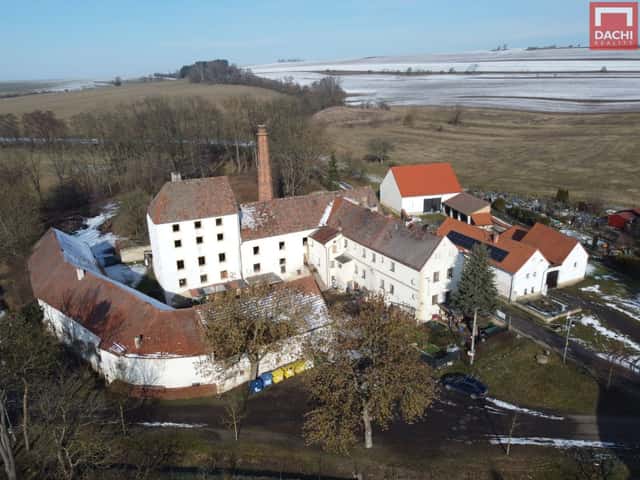 Prodej historického areálu bývalého parního mlýna Královice u Zlonic, Královice, okres Kladno
