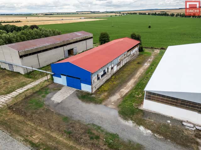 V zastoupení majitele nabízíme pronájem haly o podlahové ploše 1100 m v Olšany u Prostějova, Olšany u Prostějova, okres Prostějov