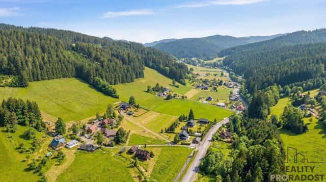 Prodej stavebního pozemku Velké Karlovice, Velké Karlovice, okres Vsetín