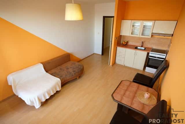 Prodej bytu 1+kk - 29,29 m2, Ostrava - ul. Varenská, Varenská, Ostrava – Moravská Ostrava, okres Ostrava-město