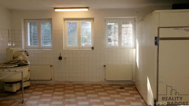 Pronájem prostor 120m2 Střelice u Brna, Střelice – Střelice u Brna, okres Brno-venkov