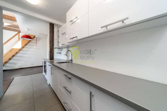 Světlé 2+kk s galerií - ul.Branická, Praha 4 - Braník, Branická, Praha 4 – Braník