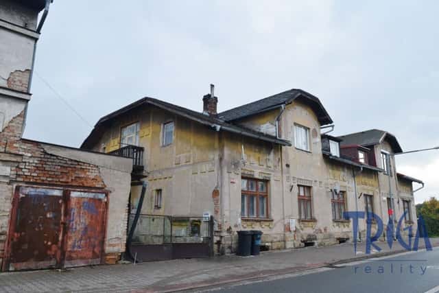 Dvůr Králové nad Labem - Prodej staršího bytu s vlastní zahradou, Heydukova, Dvůr Králové nad Labem, okres Trutnov