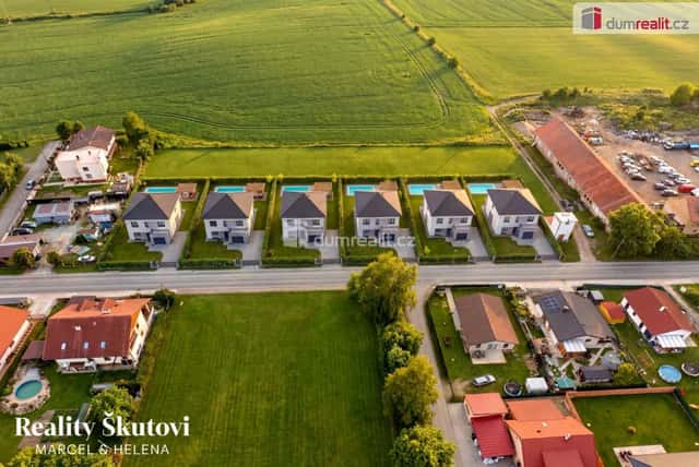 Stavební parcely Bezděkov u Pardubic, Bezděkov, okres Pardubice
