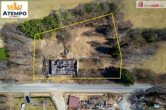 K prodeji, rodinný dům k rekonstrukci nebo demolici s pozemkem (2.947 m2), Vlčí Jámy č.p. 10, Lenora, Lenora – Vlčí Jámy, okres Prachatice