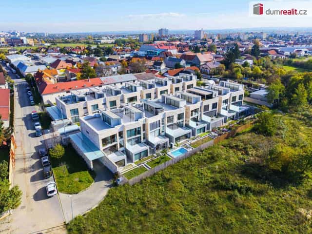 Moderní, multifunkční dům, 6+kk, 2 x terasa, sklep, 2 x parovací stání, Praha 12 - Libuš, V Hrobech, Praha 4 – Libuš