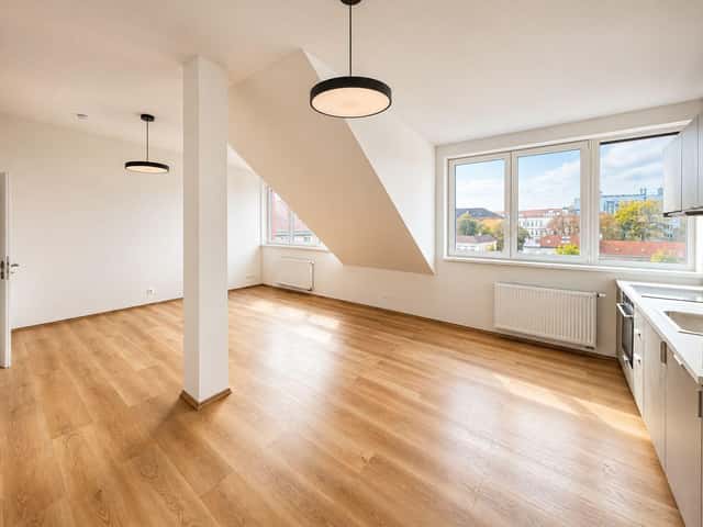 Pronájem nového 3+kk, 81 m² + balkon, klimatizace, první nájemník, Vosmíkových, Praha 8 – Libeň