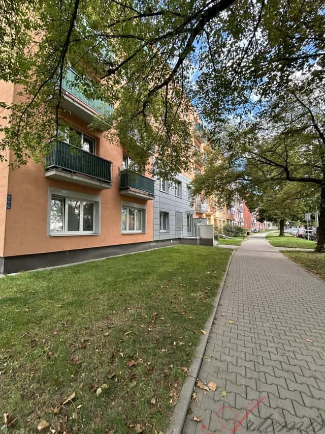 Prodej bytového domu s 13 bytovými jednotkami a 8 parkovacími místy Ostrava-Hrabůvka, Mitušova, Ostrava – Hrabůvka, okres Ostrava-město