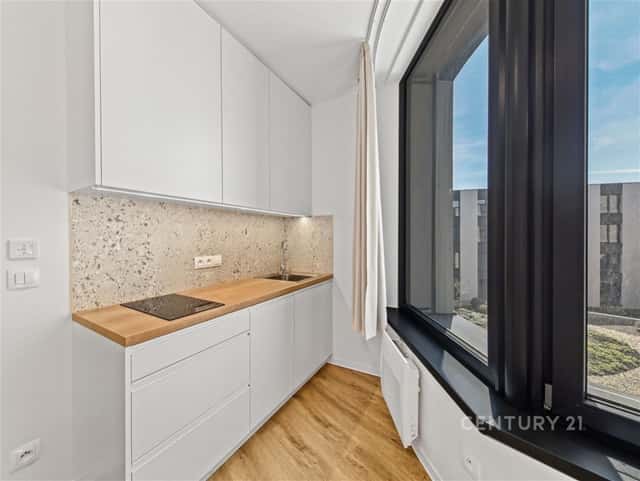 1+kk 40 m2, Praha 6 - Petřiny, Na Větrníku, Praha 6 – Břevnov