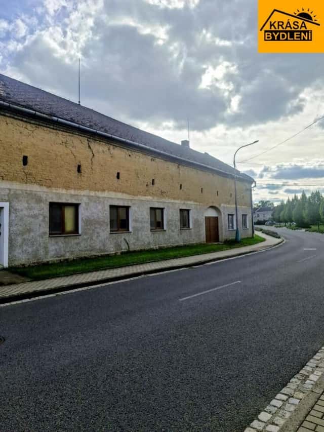 Prodej RD 5+1 a 1+1 v Loučanech, Loučany, okres Olomouc