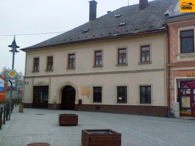 Pronájem obchodu v Moravském Berouně, náměstí 9. května, Moravský Beroun, okres Olomouc