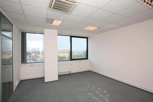 Kancelářské prostory, možno od 20 m2 po stovky m2, Koněvova, Praha 3 – Žižkov