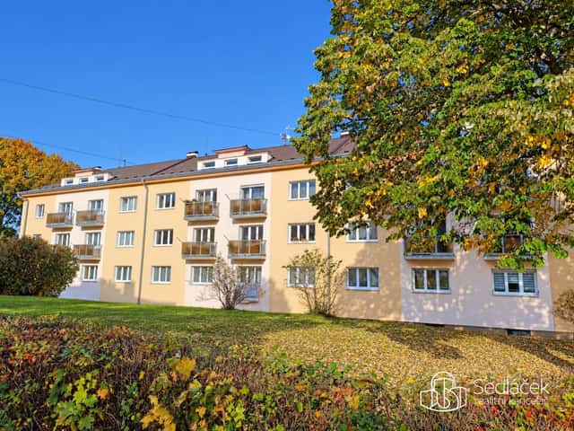 Byt 2+1 s balkonem v Horním Slavkově, ul. Dlouhá, s možností přikoupení řadové garáže u lesoparku, Dlouhá, Horní Slavkov, okres Sokolov