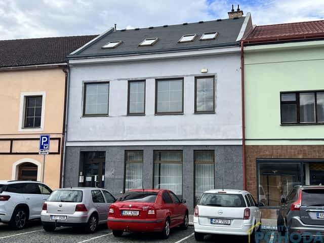 Pronájem komerčního objektu v centru Chocně, 500 m2, náměstí Tyršovo, Choceň, okres Ústí nad Orlicí