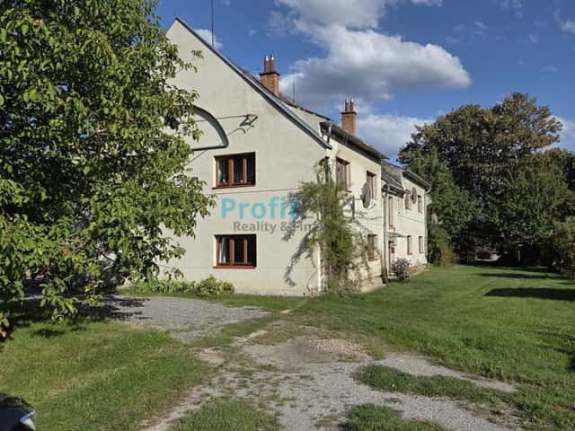 Prodej prostorného přízemního bytu 92 m2 (dispozice 2+1 a 1+kk) Postřelmov, ul. Komenského, Komenského, Postřelmov, okres Šumperk