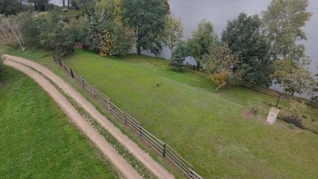 Prodej pozemku, Píšťany, Píšťany – Lhotka nad Labem, okres Litoměřice