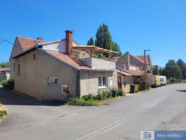 Prodej rodinného domu 219 m2, pozemek 320 m2, Miletice u Velvar, Černuc – Miletice, okres Kladno