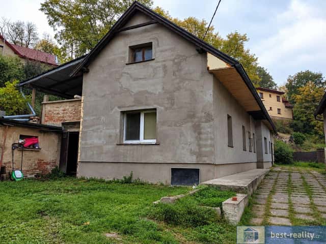 Prodej RD 3+1+ garáž( 118 m2 ) , parcela 735 m2, Ke Stráni, Všetaty – Přívory, okres Mělník