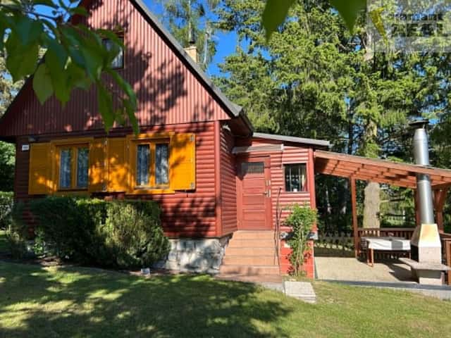 Prodej celoročně obyvatelné rekreační chaty, 90 m2, Jedovnice, Jedovnice, okres Blansko