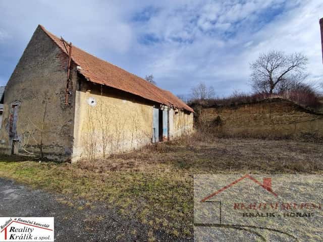 Stodola s pozemkem, 3 km od Kutné Hory, Kutná Hora – Neškaredice