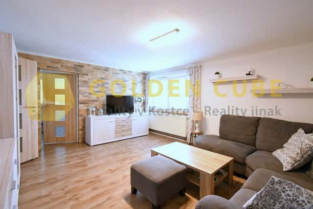 Vícegenerační rodinný dům 150m2, zahrada 461 m2, garáž, Přezletice, Praha - Východ, Zahradní, Přezletice, okres Praha-východ