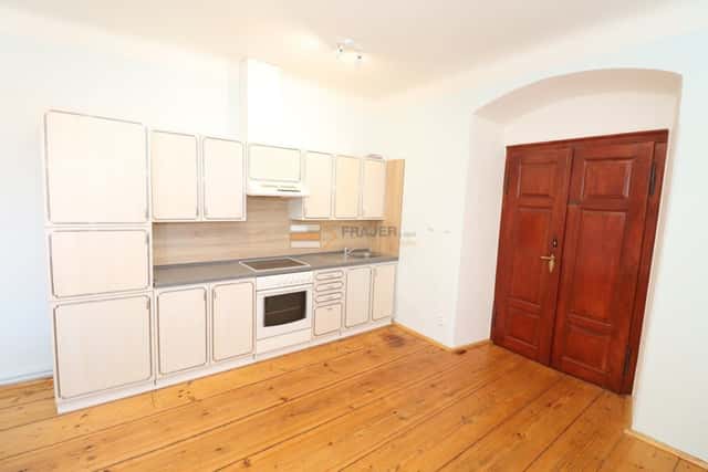 Pronájem bytu 1+KK, 26 m2, Václavské náměstí, Uhlířské Janovice, Václavské náměstí, Uhlířské Janovice, okres Kutná Hora