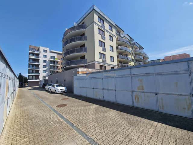 Prodej garáže, 15 m2, Hevlínská, Praha 5 - Zličín, Hevlínská, Praha 5 – Zličín