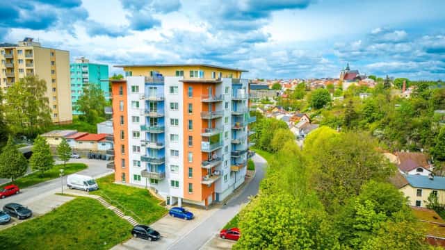 Pronájem bezbariérového bytu 1+kk (31 m2) na ul. U Dlouhé stěny, Jihlava., U Dlouhé stěny, Jihlava
