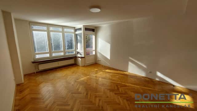 Pronájem pěkného bytu 3+1, lodžie Labská kotlina, HK, Labská kotlina, Hradec Králové