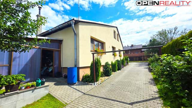 Prodej pěkného rodinného domu / chalupy 5+kk s garáží Břidličná (pouze 10 min. od Malé Morávky!), Zahradní, Břidličná, okres Bruntál